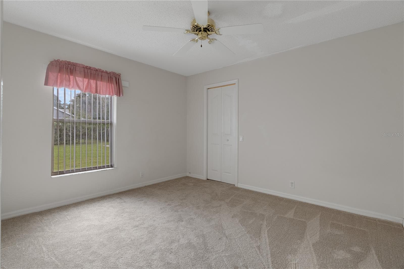 Single Family Residence at 24051 MARTIN DR, BROOKSVILLE, photo 43 of 76