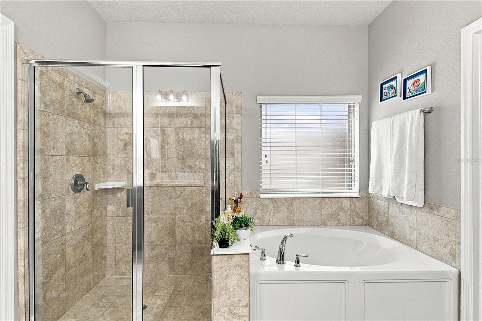 primary bath - 475 PALENCIA PL, DAVENPORT