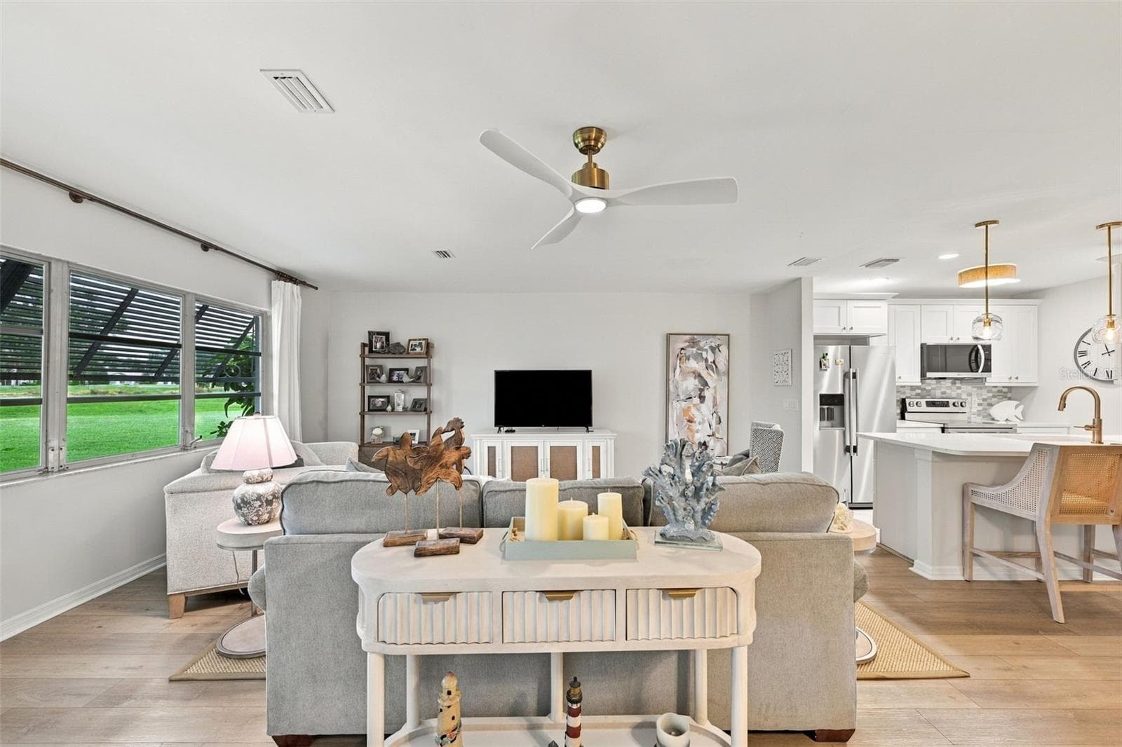 Living Room - 427 GLADSTONE PL #89, SUN CITY CENTER
