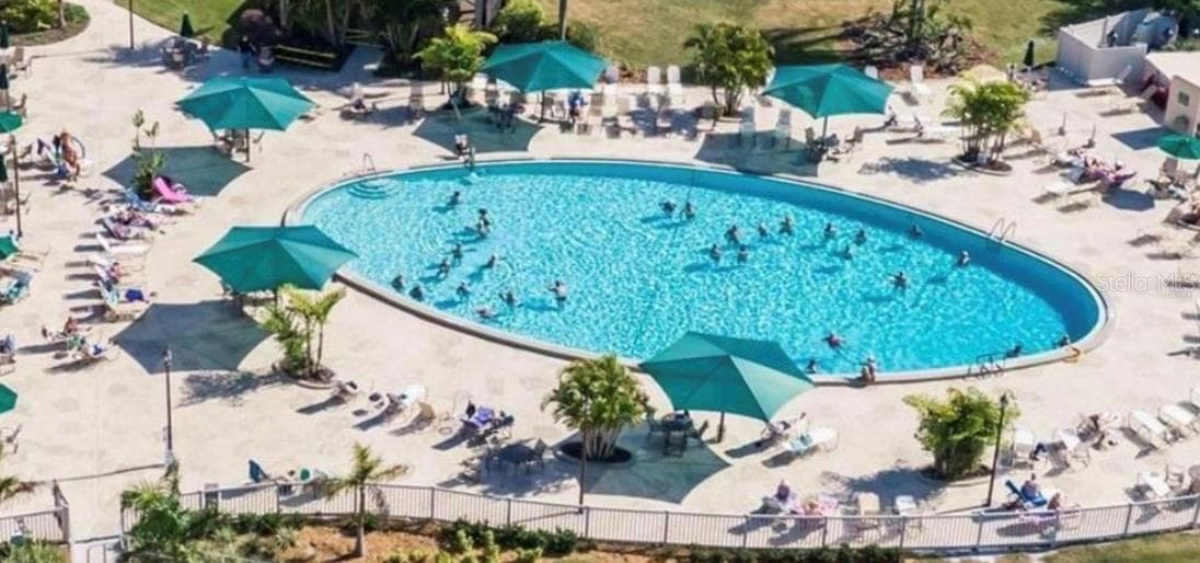 North clubhouse outdoor pool - 427 GLADSTONE PL #89, SUN CITY CENTER