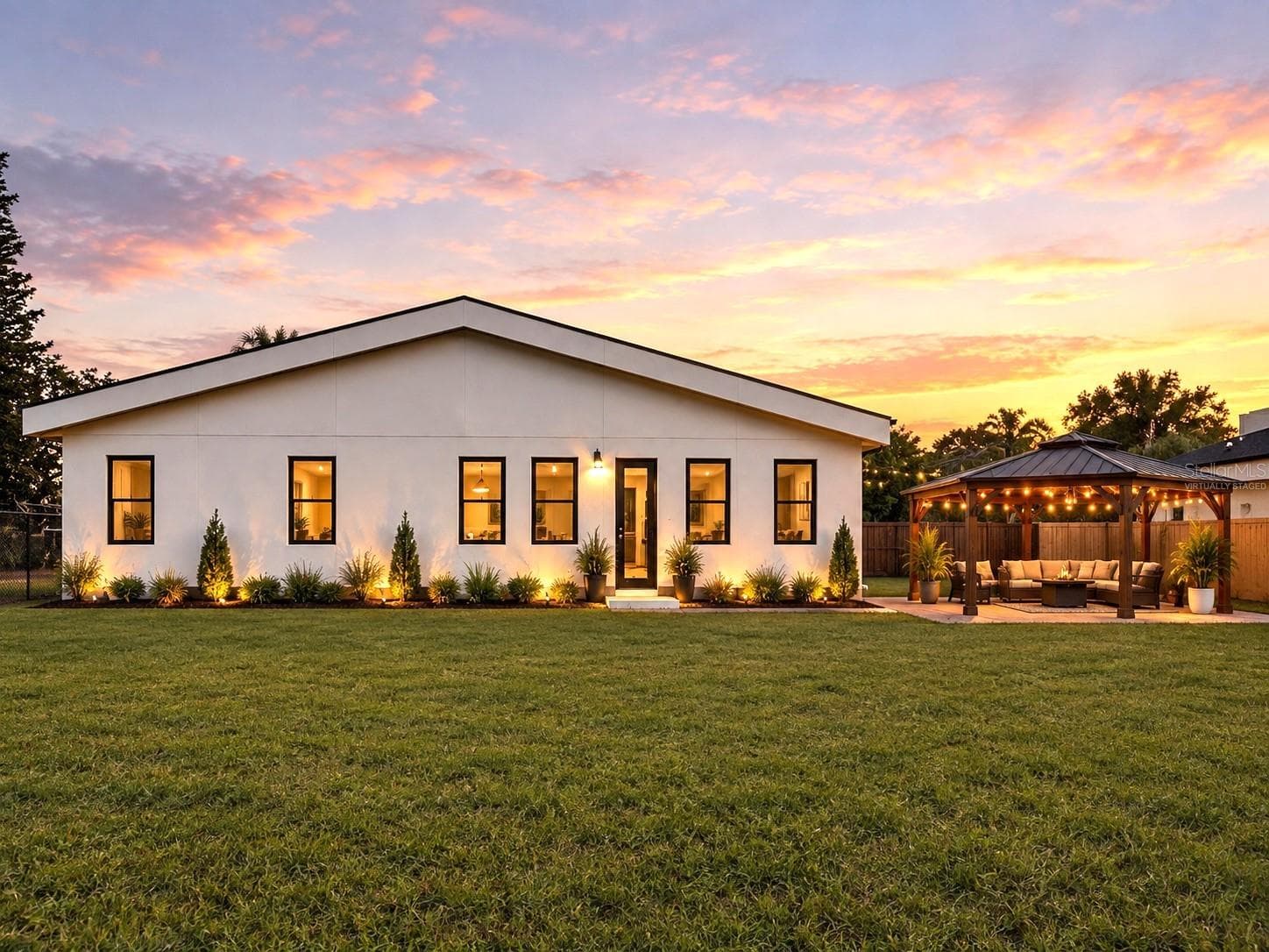 Virtually Staged Image - 2507 FAIRVIEW AVE, SEFFNER