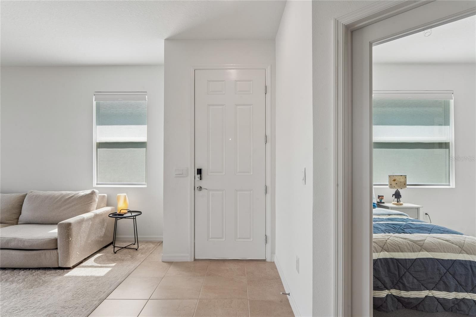 Inside view of entryway - 8580 BOLD CYPRESS LN, WESLEY CHAPEL