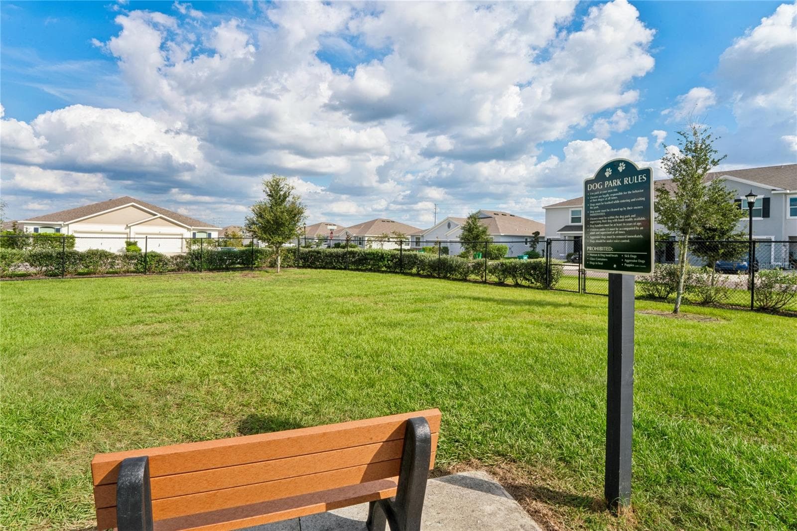 Dog park - 8580 BOLD CYPRESS LN, WESLEY CHAPEL