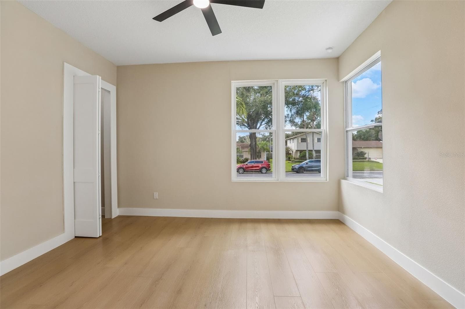 Single Family Residence at 806 LAMONT PL, TEMPLE TERRACE, photo 30 of 66