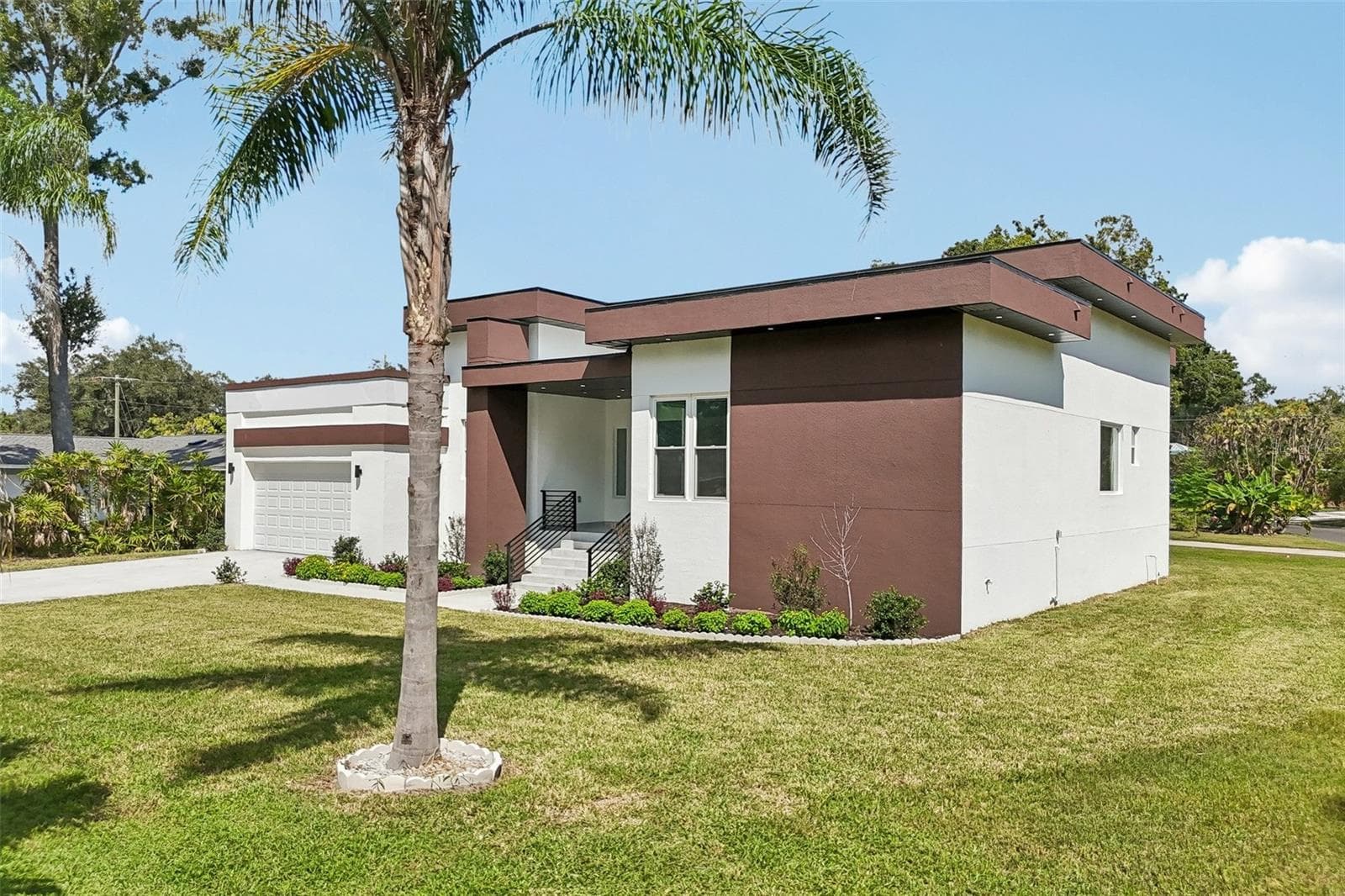 Single Family Residence at 806 LAMONT PL, TEMPLE TERRACE, photo 48 of 66
