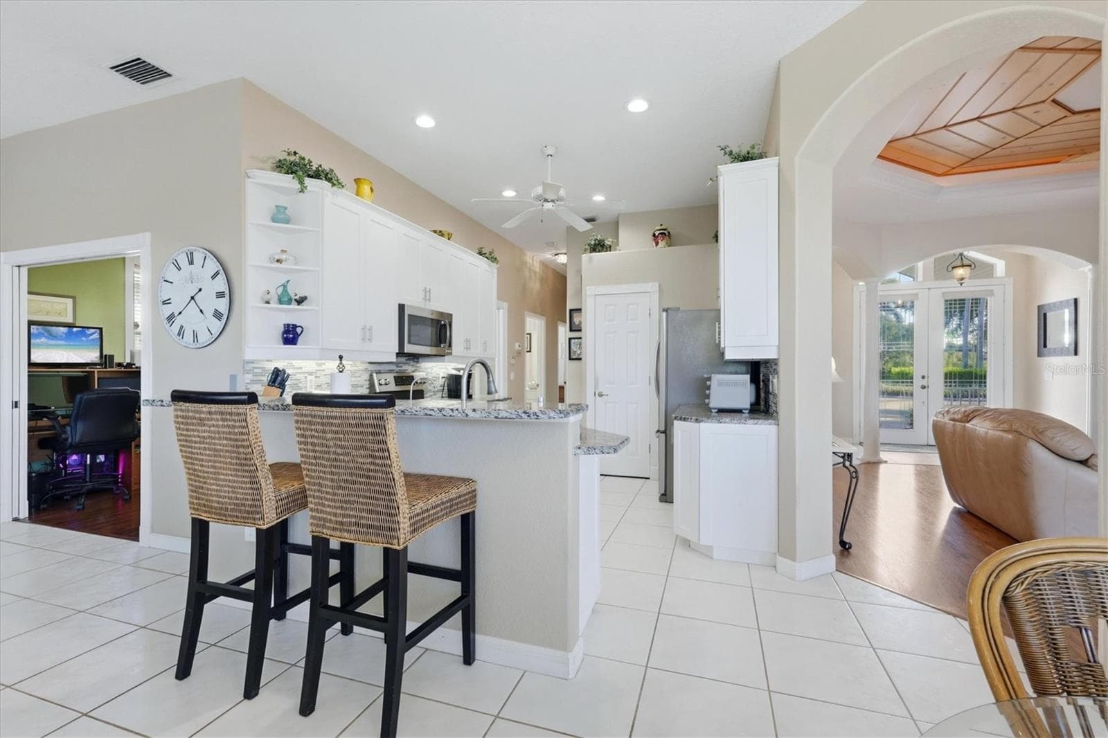 Kitchen with Breakfast Bar - 3200 BAY RIDGE WAY, PORT CHARLOTTE