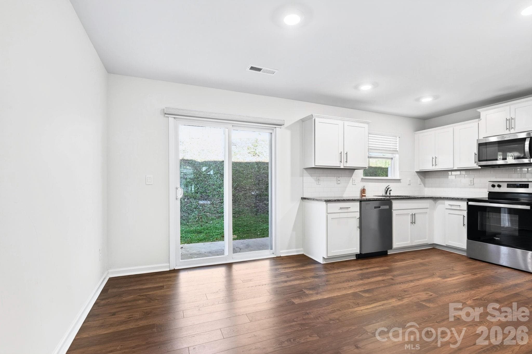 Dining Area with Access to Patio - 15 Virginia Commons Drive, Arden