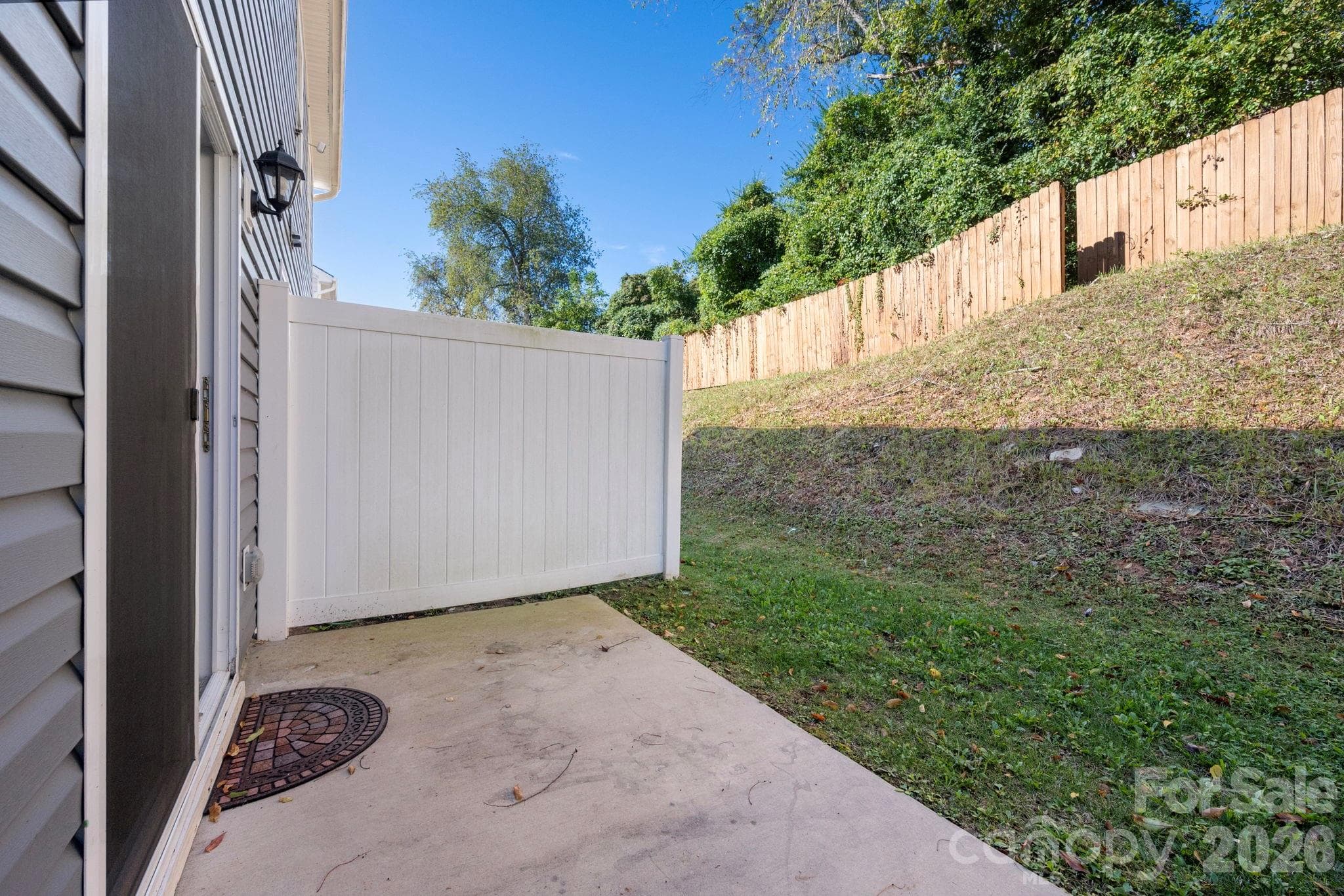 Relaxing Outdoor Space - 15 Virginia Commons Drive, Arden