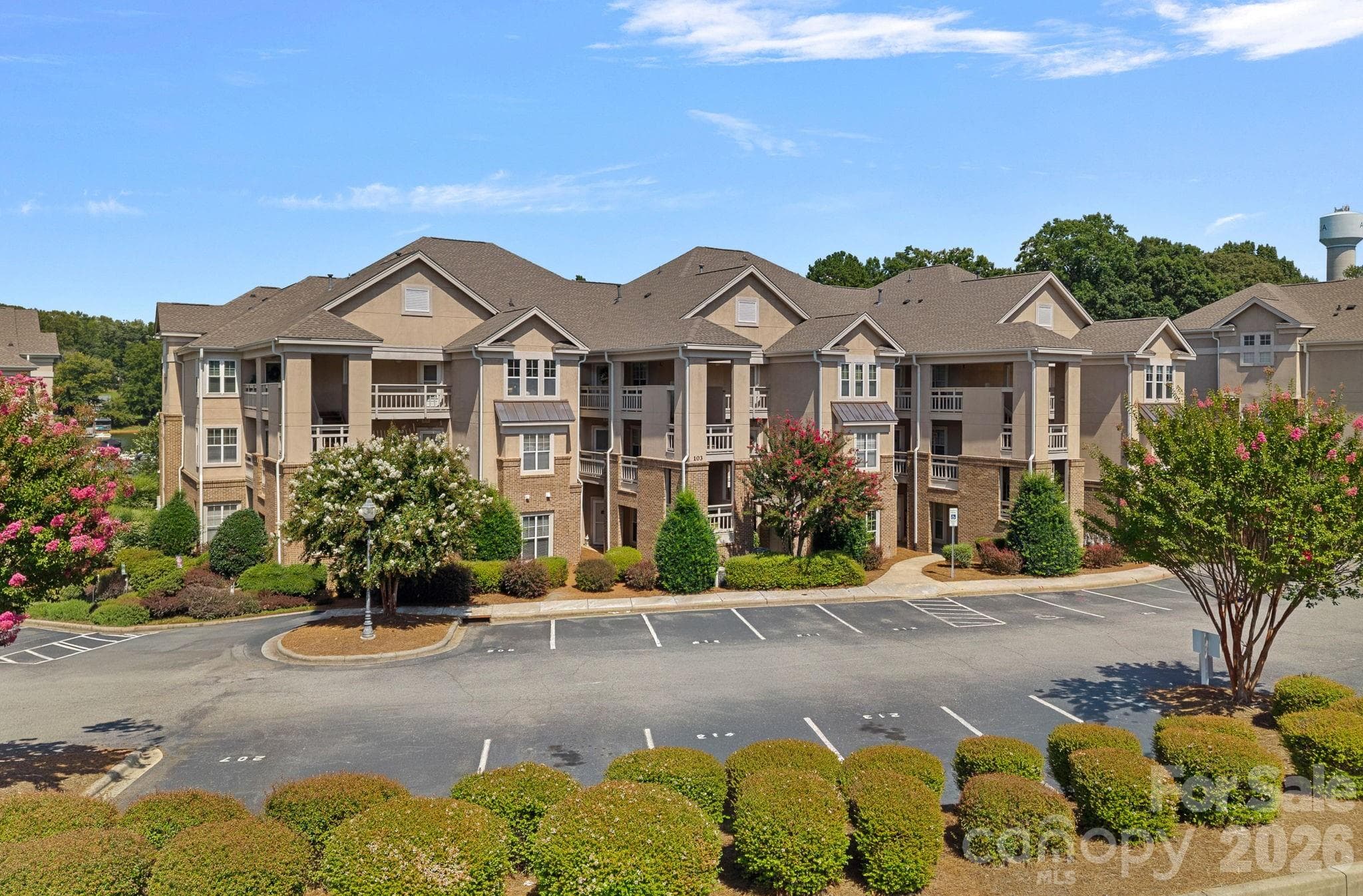 View of Condo units from front - 103 Pier 33 Drive, Mooresville