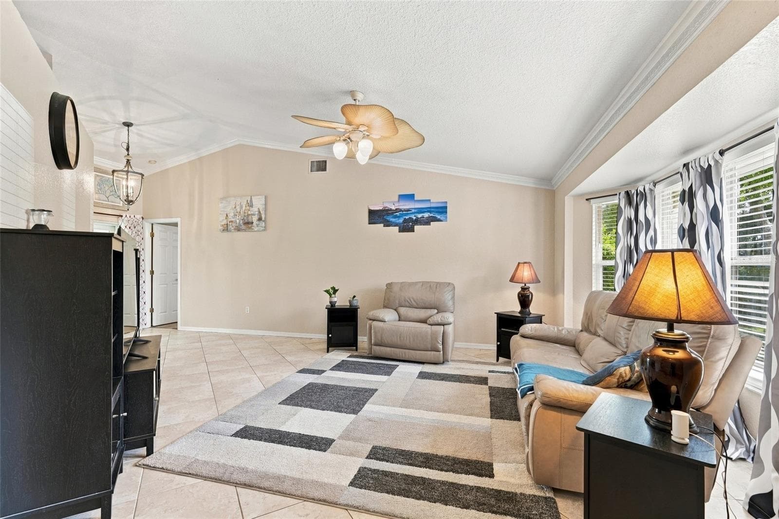 Single Family Residence at 1722 SHEVLIN ST, NORTH PORT, photo 4 of 28