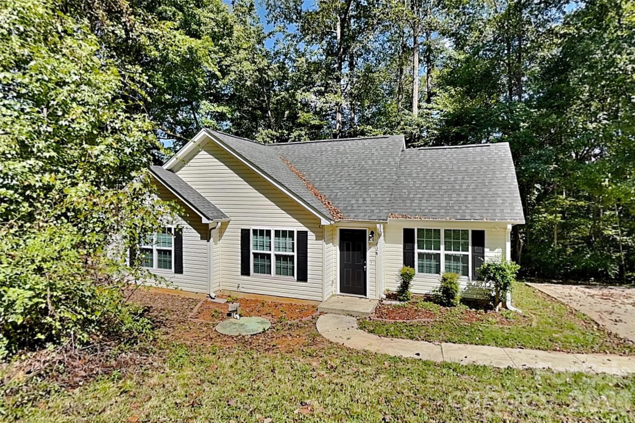 128 Julia Street