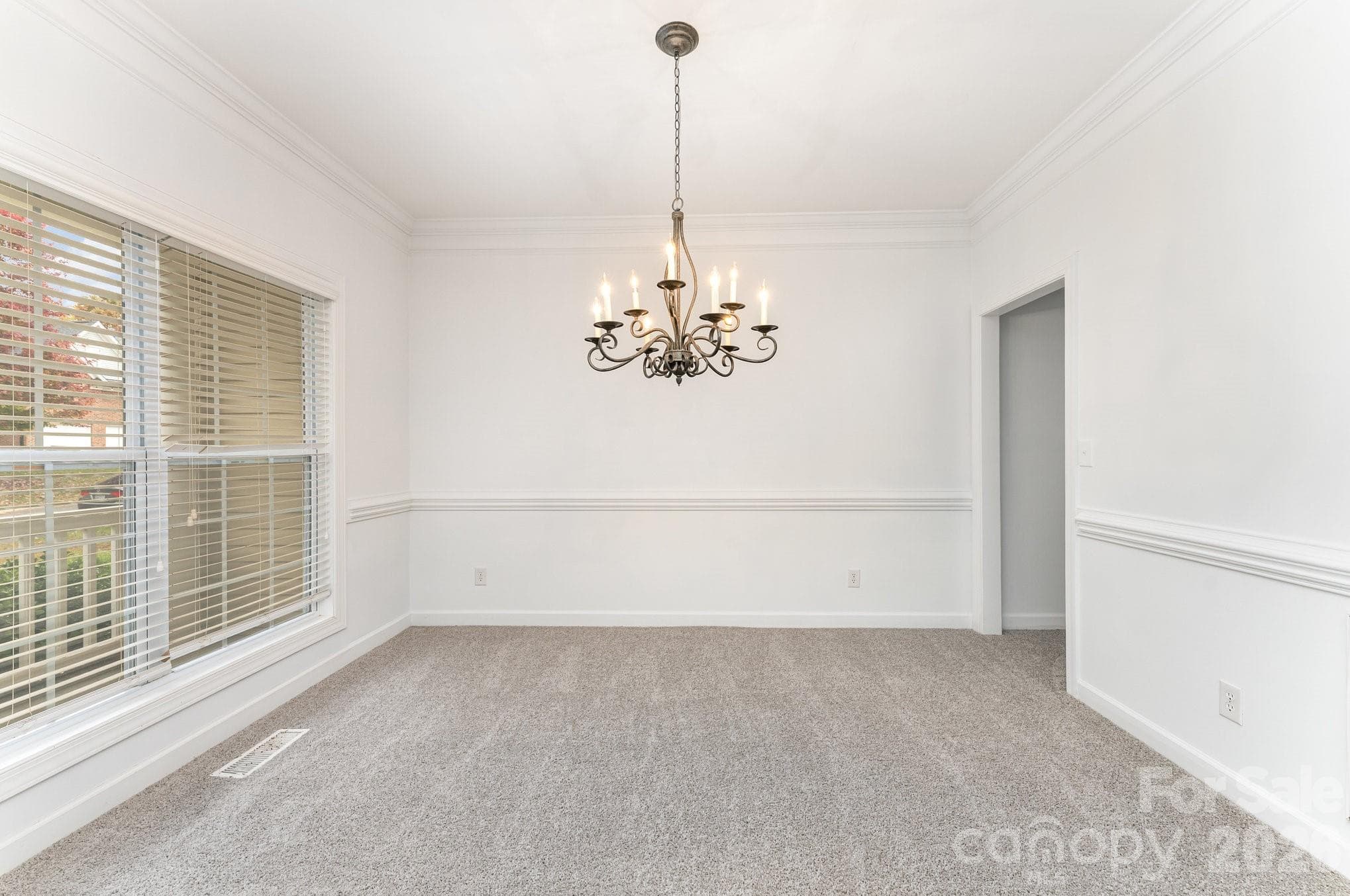 Single Family Residence at 14333 Maclauren Lane, Huntersville, photo 5 of 45