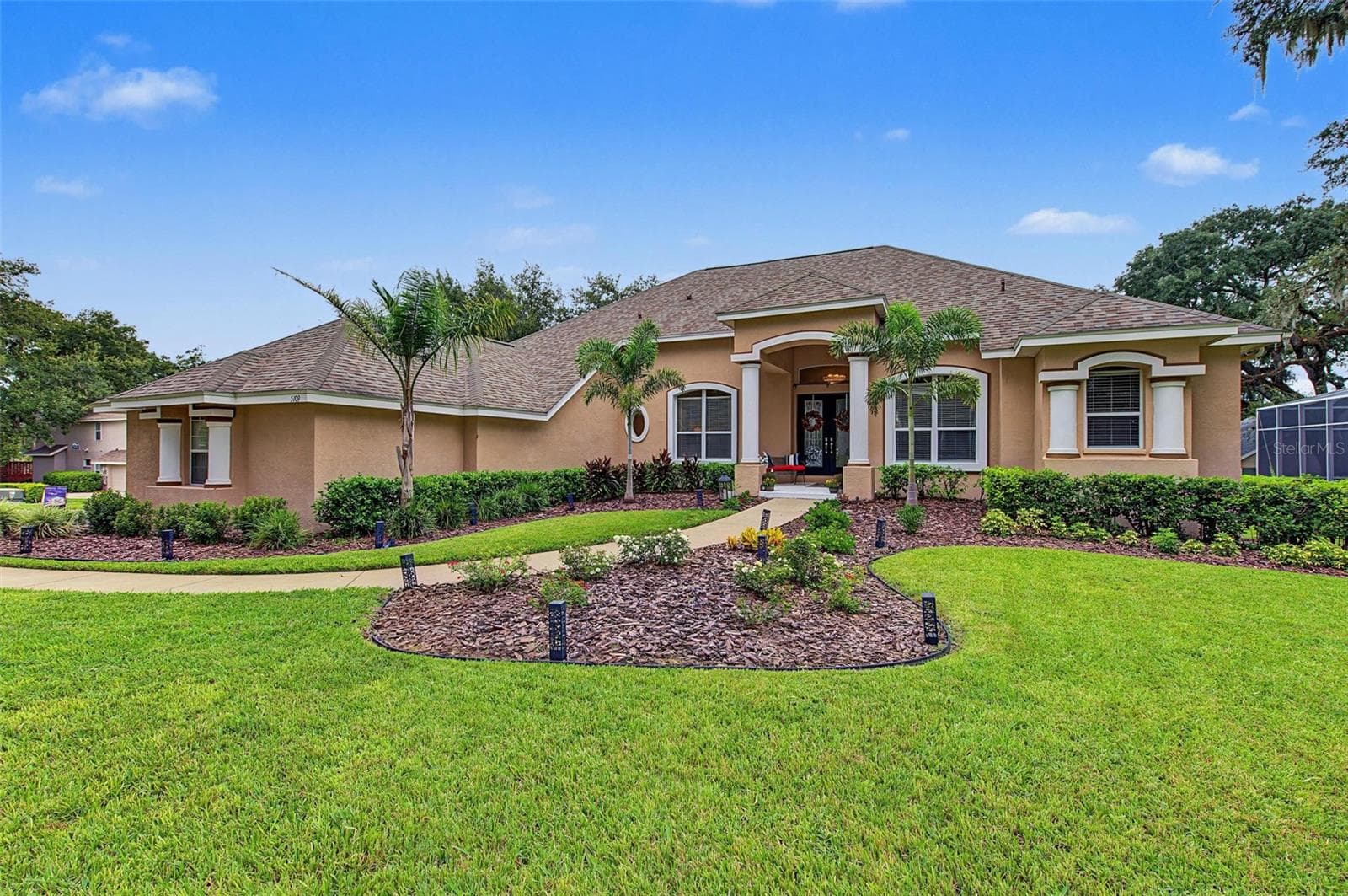 Single Family Residence at 5109 SYLVAN OAKS DR, VALRICO, photo 3 of 62