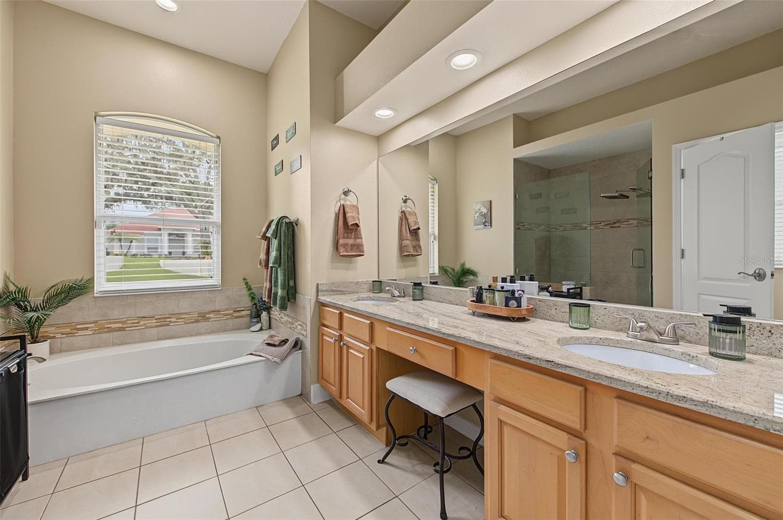 Single Family Residence at 5109 SYLVAN OAKS DR, VALRICO, photo 30 of 62