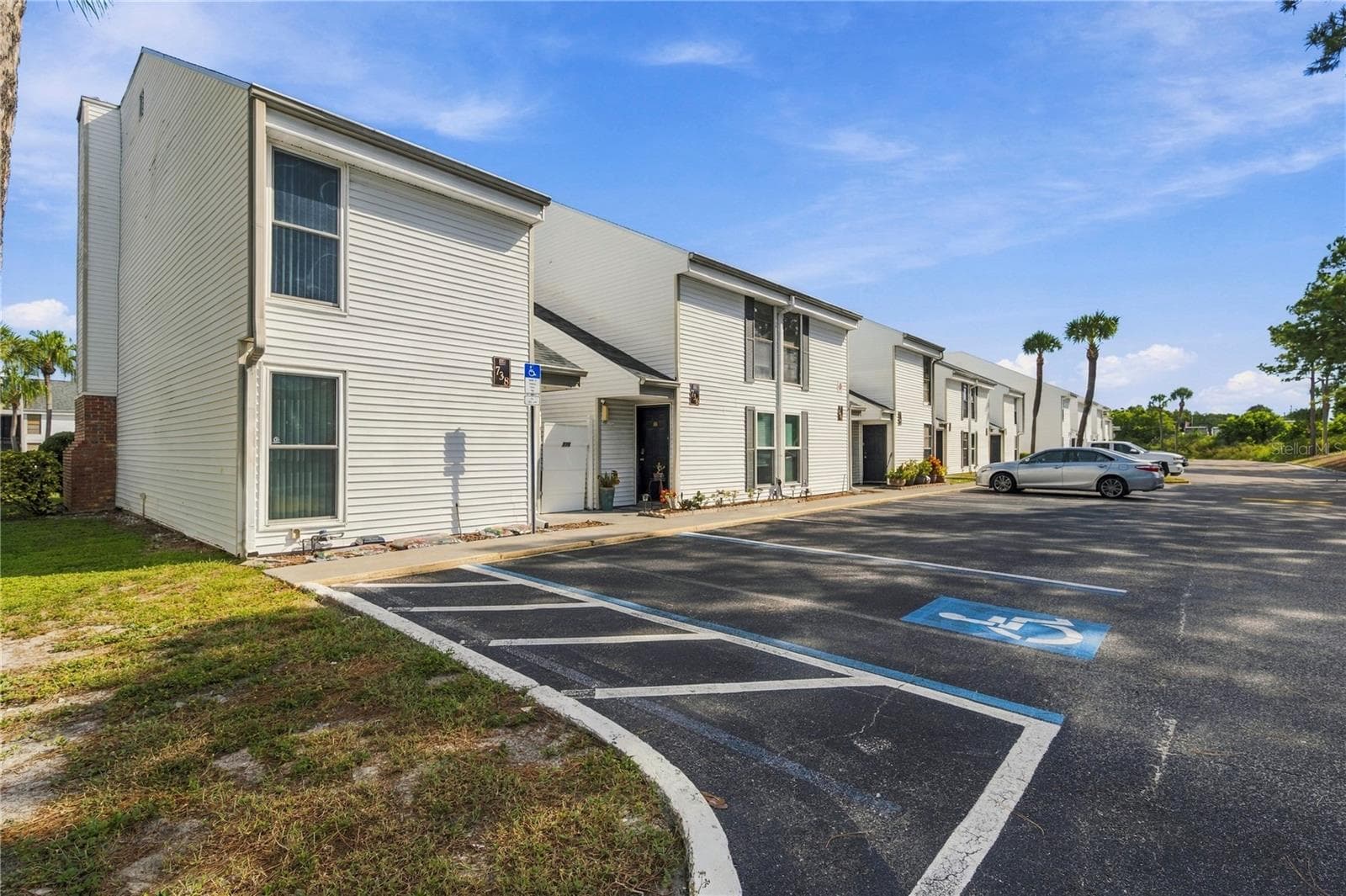 End Unit - 738 HAVEN PL, TARPON SPRINGS