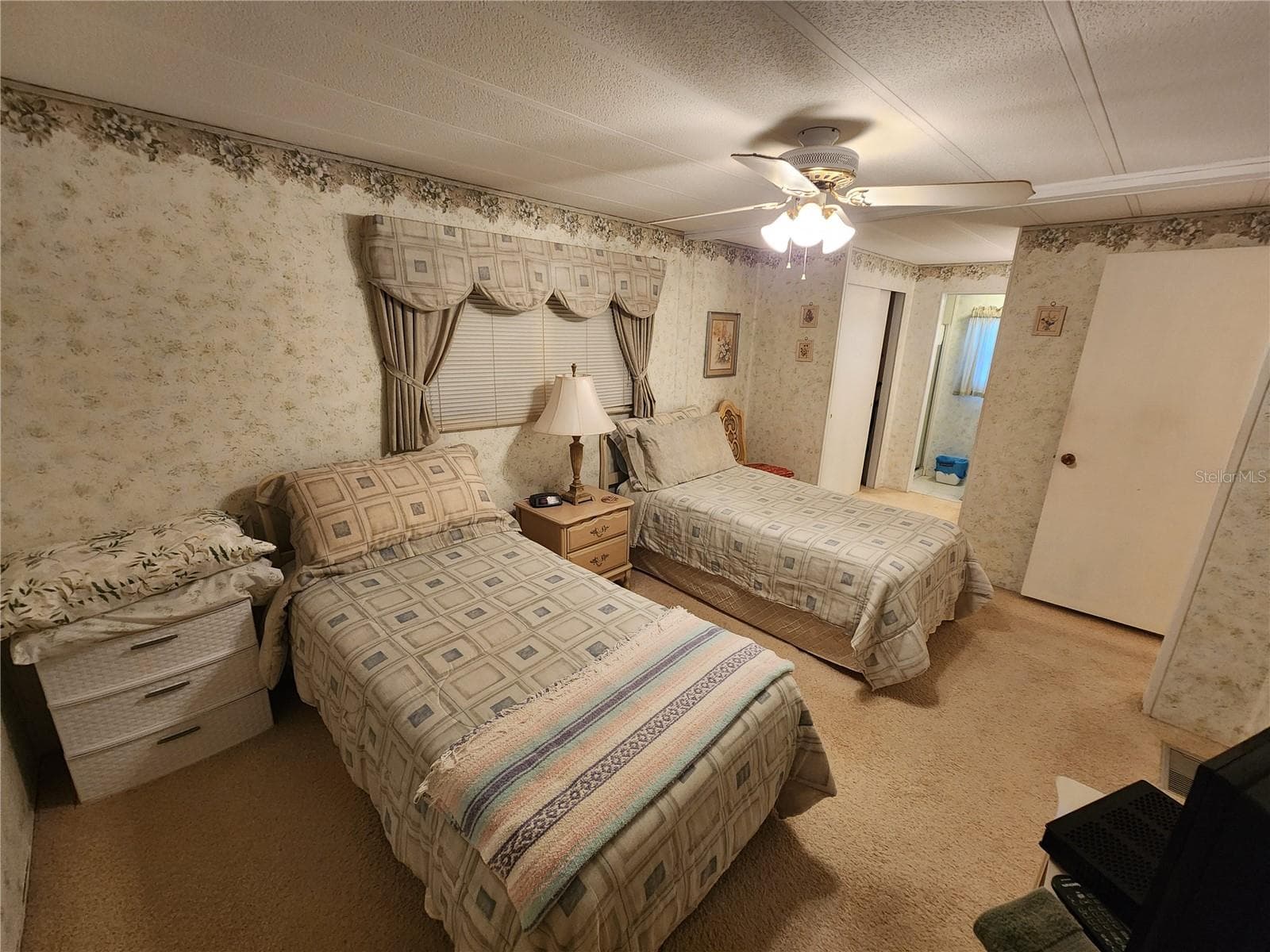 Primary Bedroom - 5408 CHATEAU LN, BRADENTON