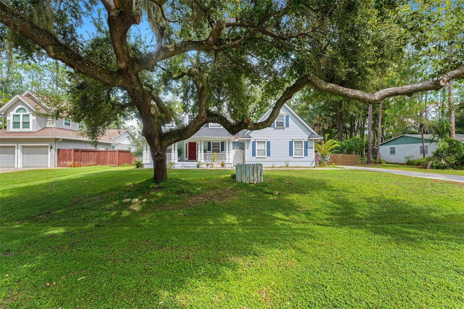 Single Family Residence at 14209 NELL DR, ORLANDO, photo 2 of 40