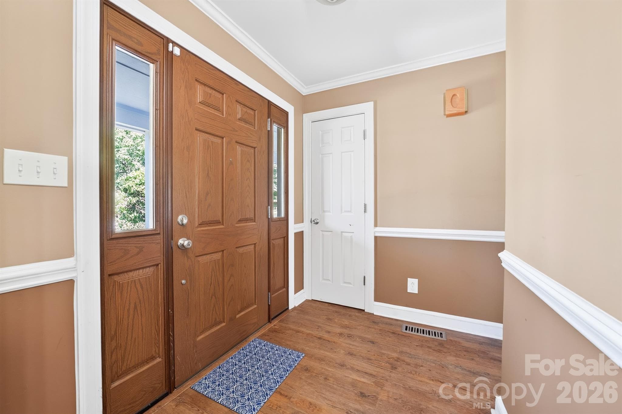 Front door entry way - 9702 Quail Cove Court, Indian Trail