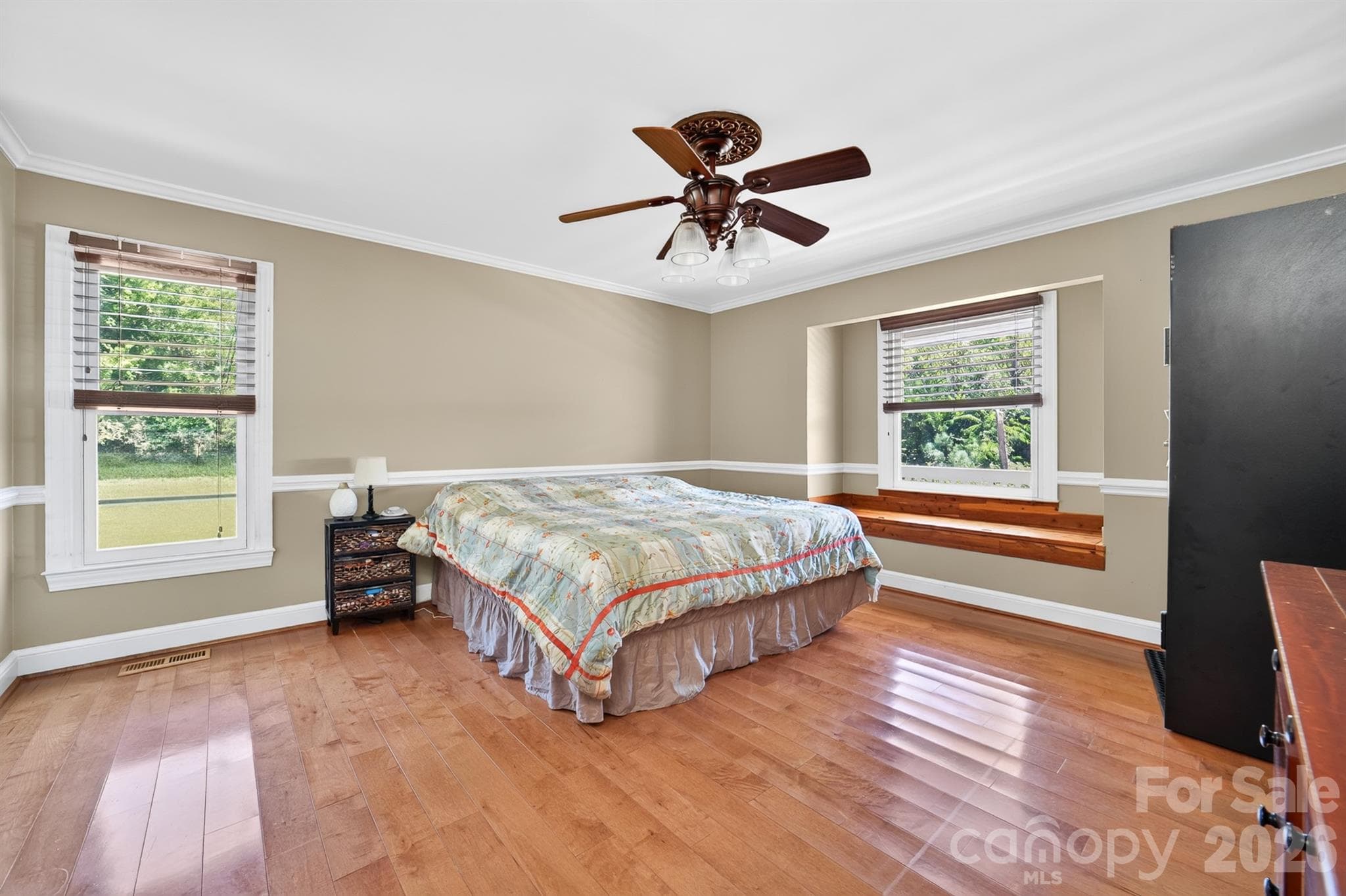 Primary bedroom located on the main floor - 9702 Quail Cove Court, Indian Trail