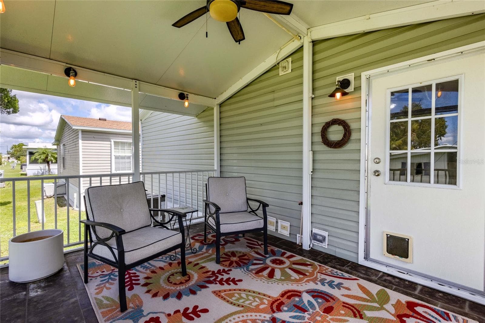 Manufactured Home at 2100 KINGS HWY #402, PORT CHARLOTTE, photo 17 of 95