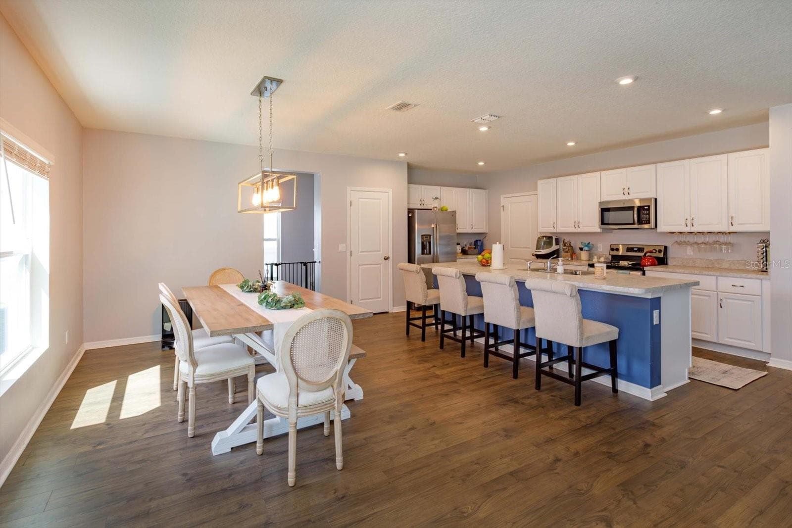 Single Family Residence at 89 PRAIRIE FALCON DR, GROVELAND, photo 15 of 39