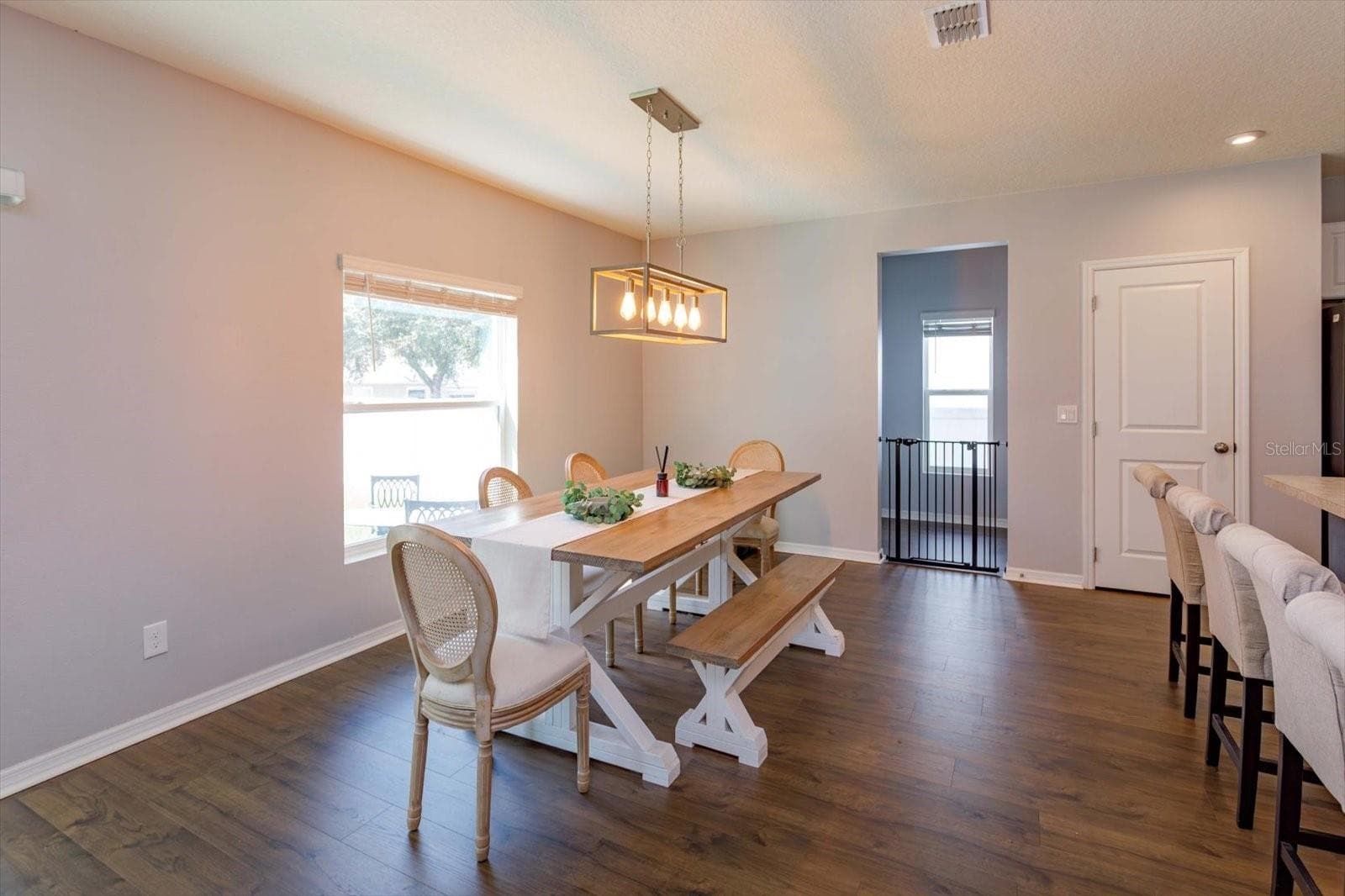Single Family Residence at 89 PRAIRIE FALCON DR, GROVELAND, photo 16 of 39
