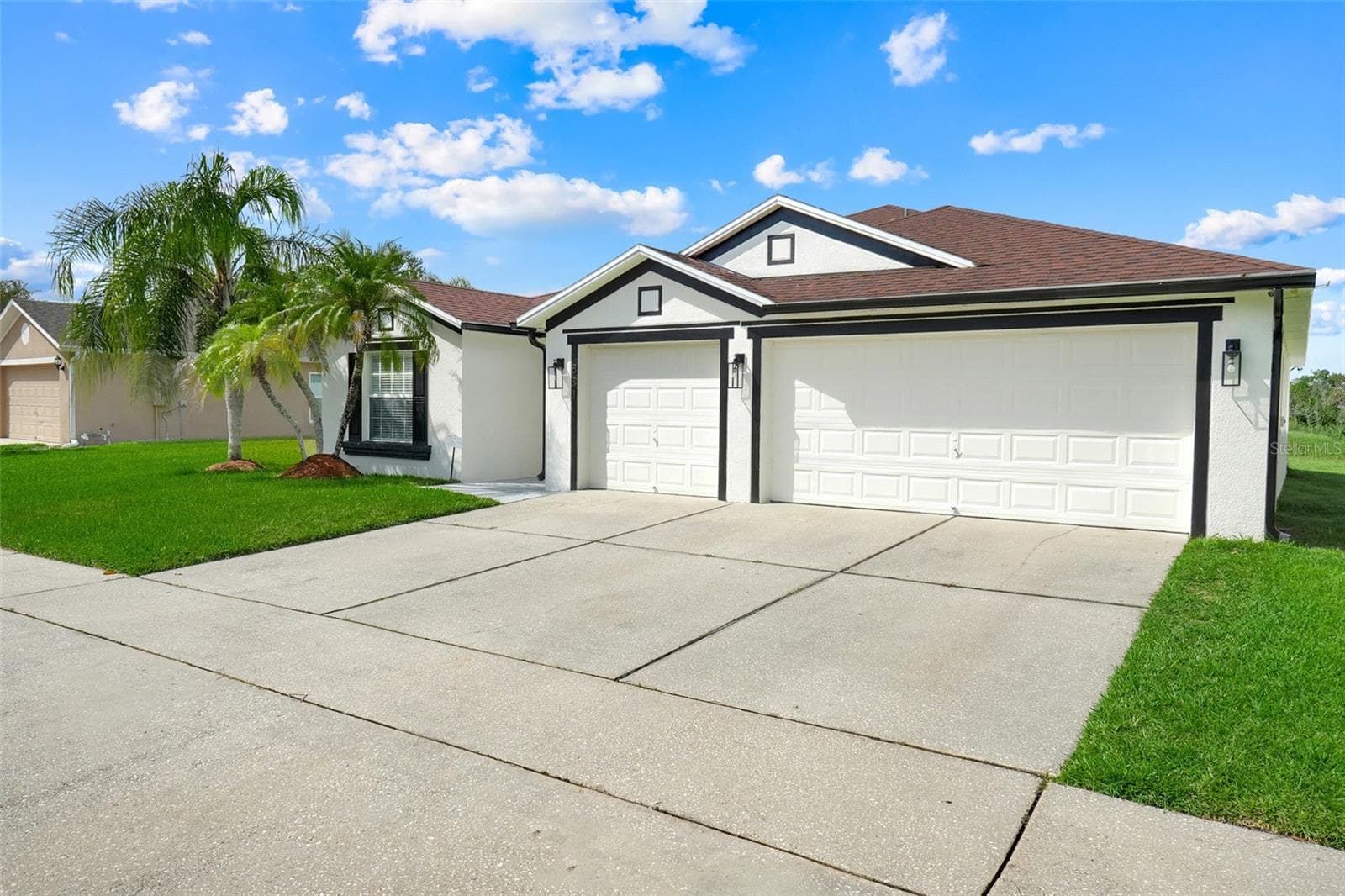 Single Family Residence at 831 BELHAVEN DR, ORLANDO, photo 3 of 33