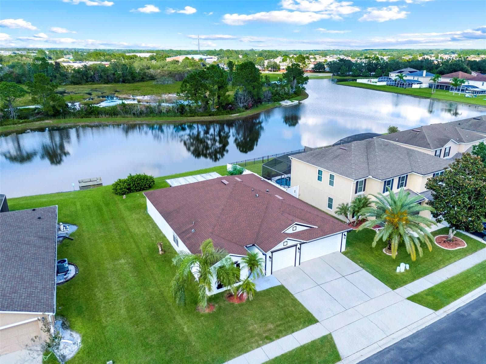 Single Family Residence at 831 BELHAVEN DR, ORLANDO, photo 5 of 33
