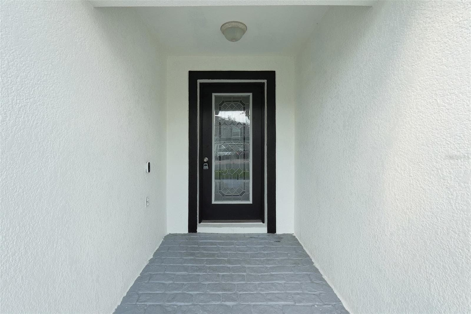 Single Family Residence at 831 BELHAVEN DR, ORLANDO, photo 9 of 33