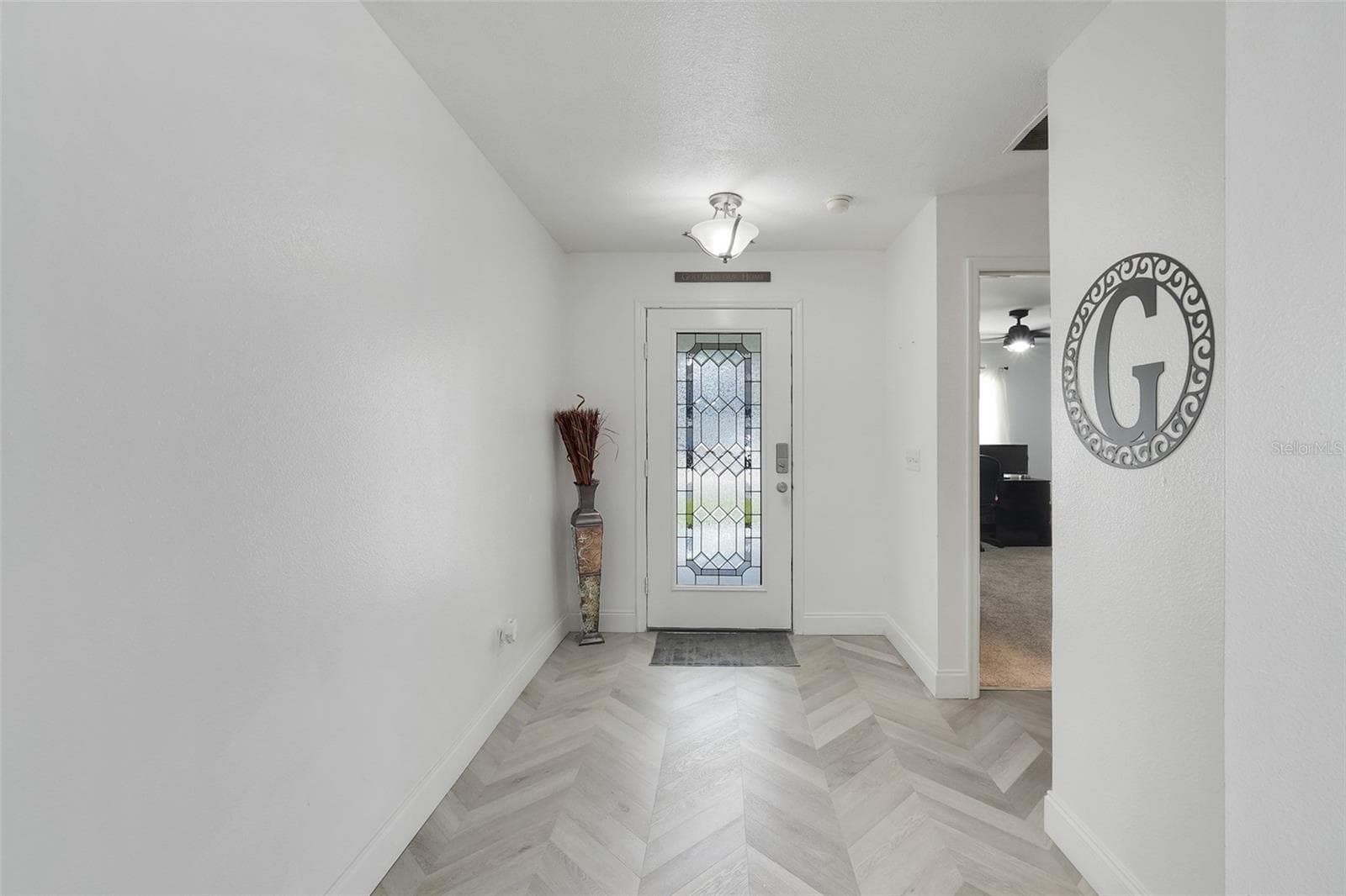 Single Family Residence at 831 BELHAVEN DR, ORLANDO, photo 10 of 33
