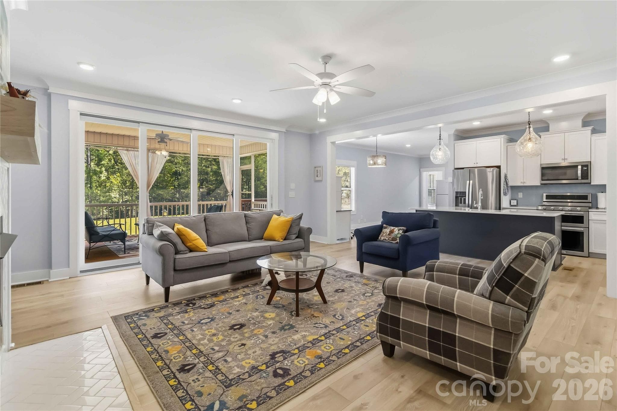 Single Family Residence at 418 Kingsburry Road, Clover, photo 13 of 42