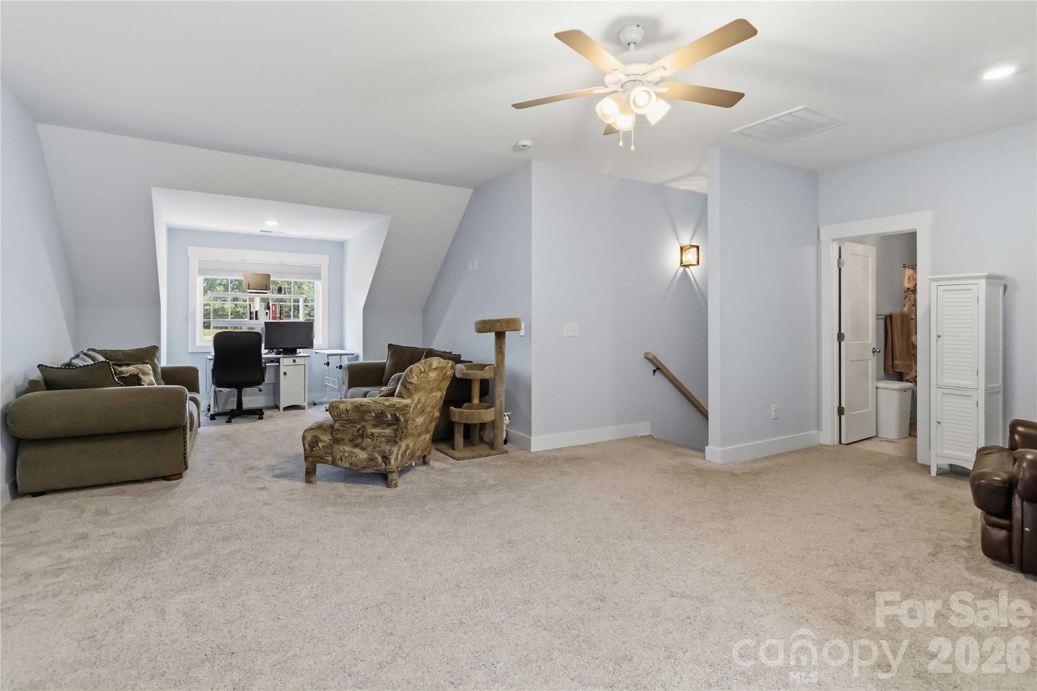 Single Family Residence at 418 Kingsburry Road, Clover, photo 32 of 42