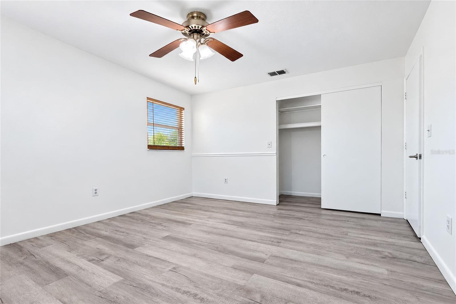 Single Family Residence at 18565 ROBINSON AVE, PORT CHARLOTTE, photo 30 of 65