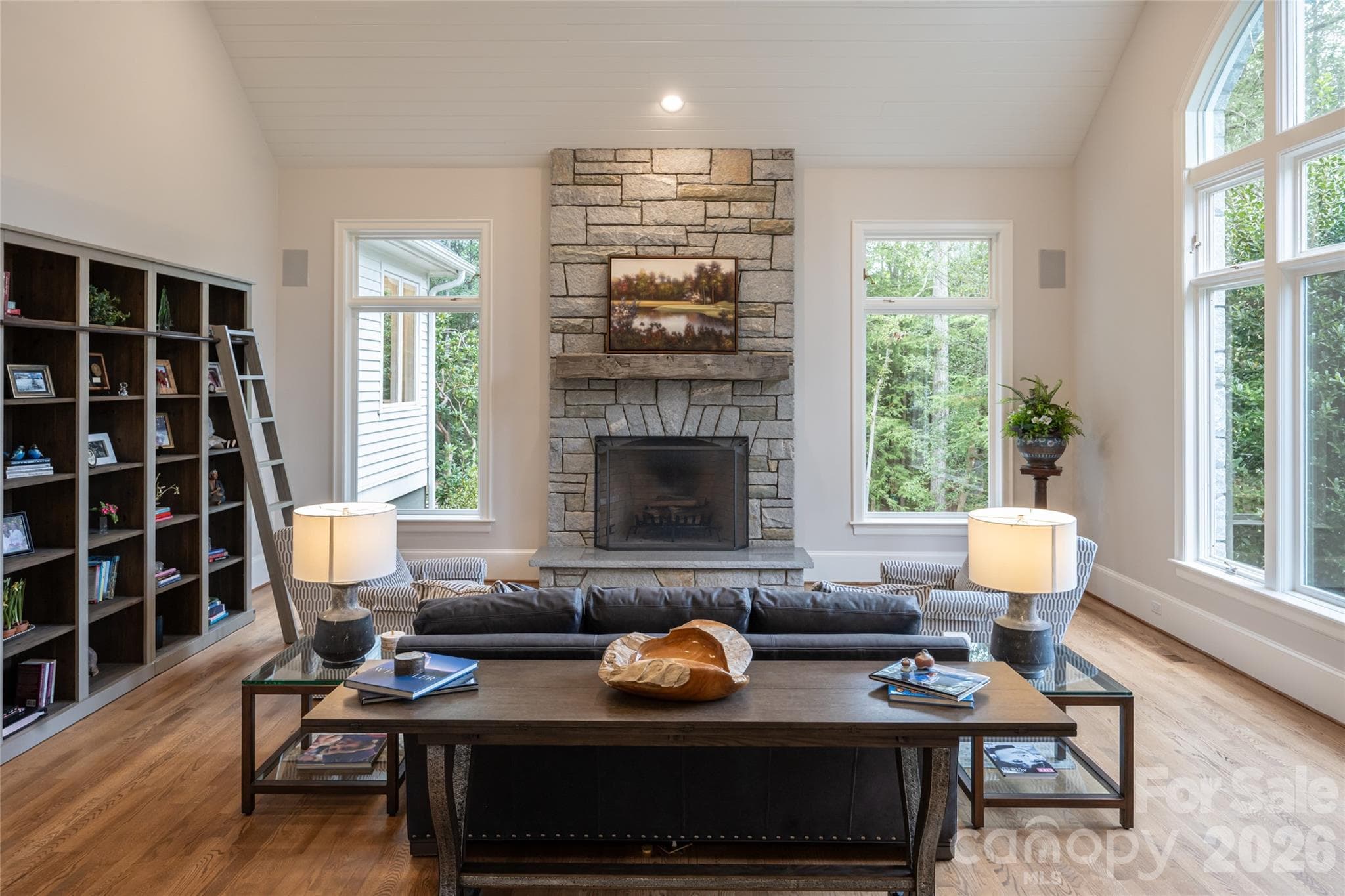 Single Family Residence at 4 Cedar Hill Drive, Asheville, photo 4 of 48