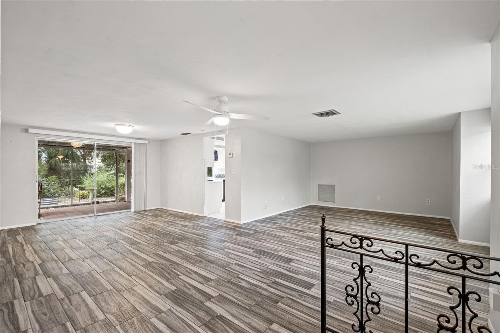 Single Family Residence at 8024 BEAVER CREEK LOOP, HUDSON, photo 7 of 58