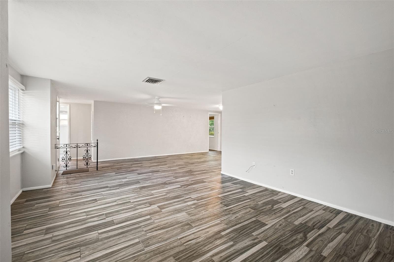 Single Family Residence at 8024 BEAVER CREEK LOOP, HUDSON, photo 10 of 58