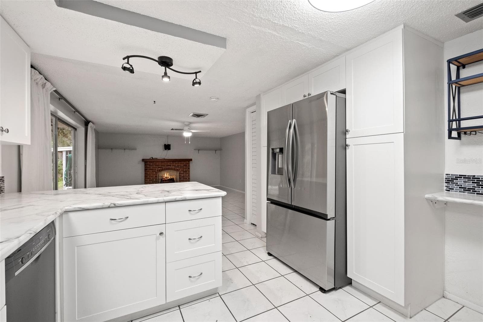 Single Family Residence at 8024 BEAVER CREEK LOOP, HUDSON, photo 20 of 58