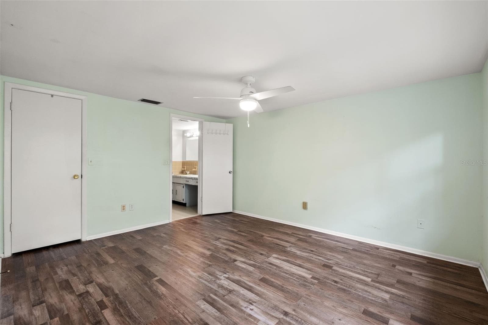 Single Family Residence at 8024 BEAVER CREEK LOOP, HUDSON, photo 29 of 58