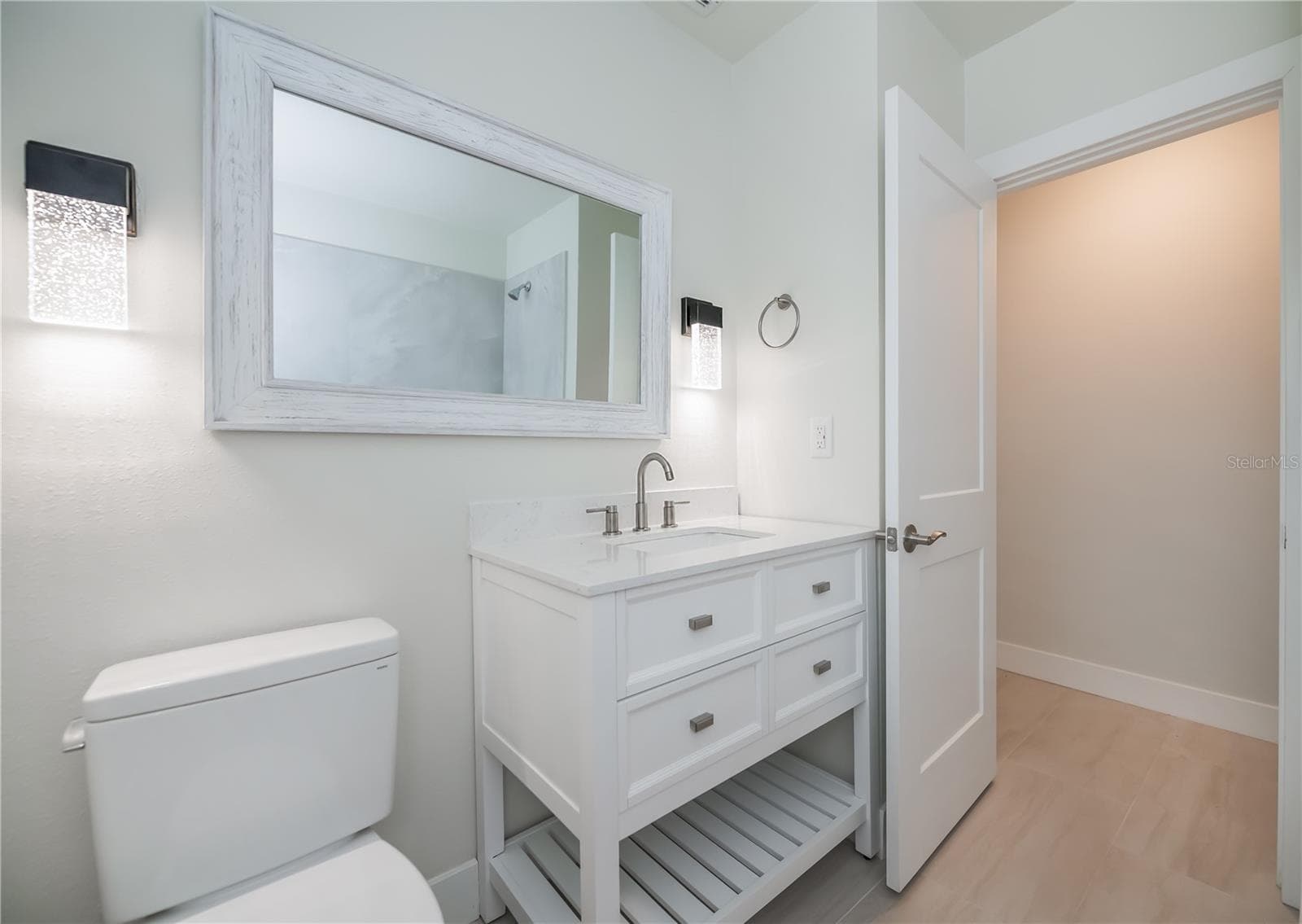 Guest bathroom - 352 OAK ST, ENGLEWOOD