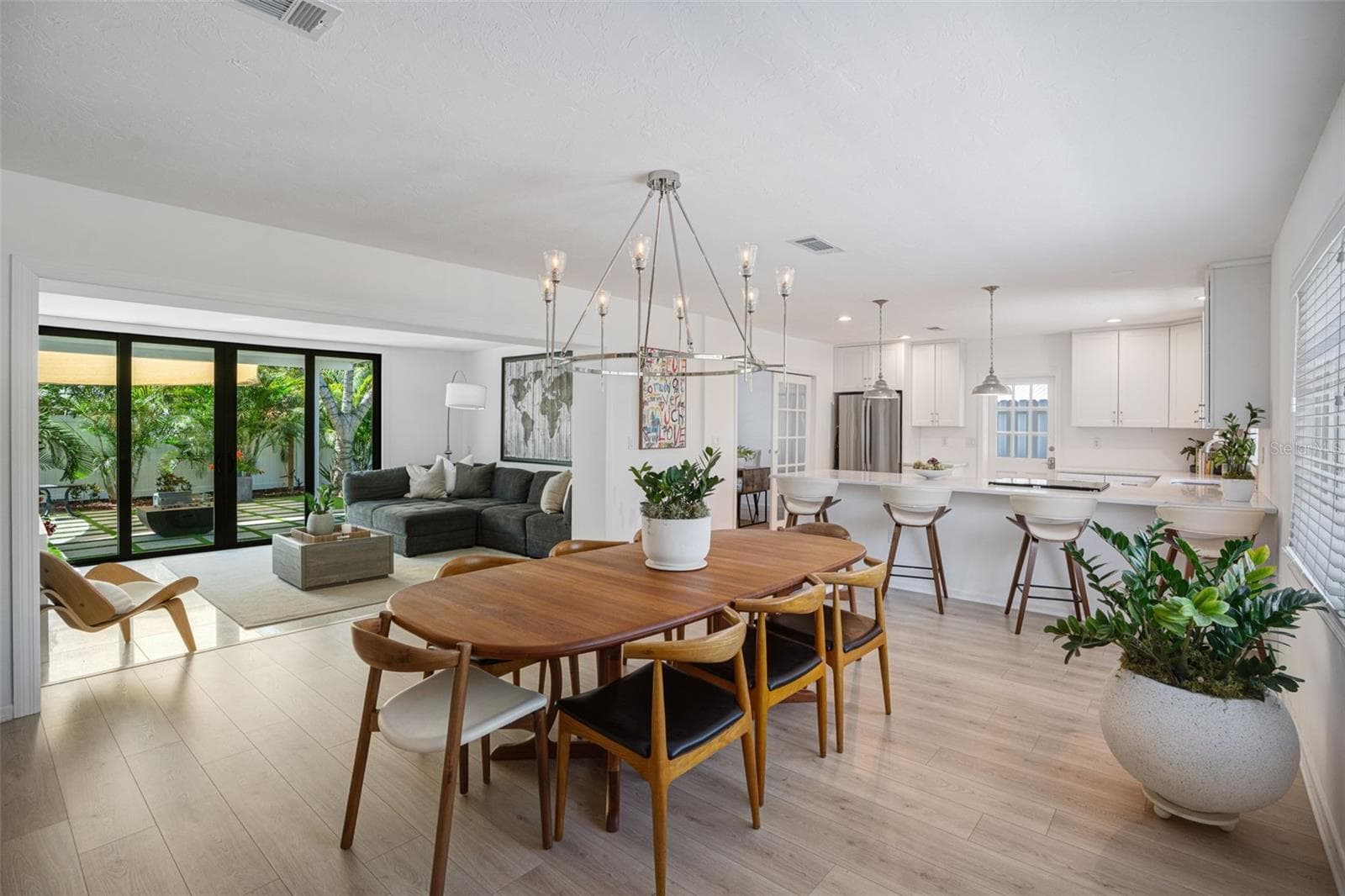 Single Family Residence at 2482 WISTERIA ST, SARASOTA, photo 6 of 40