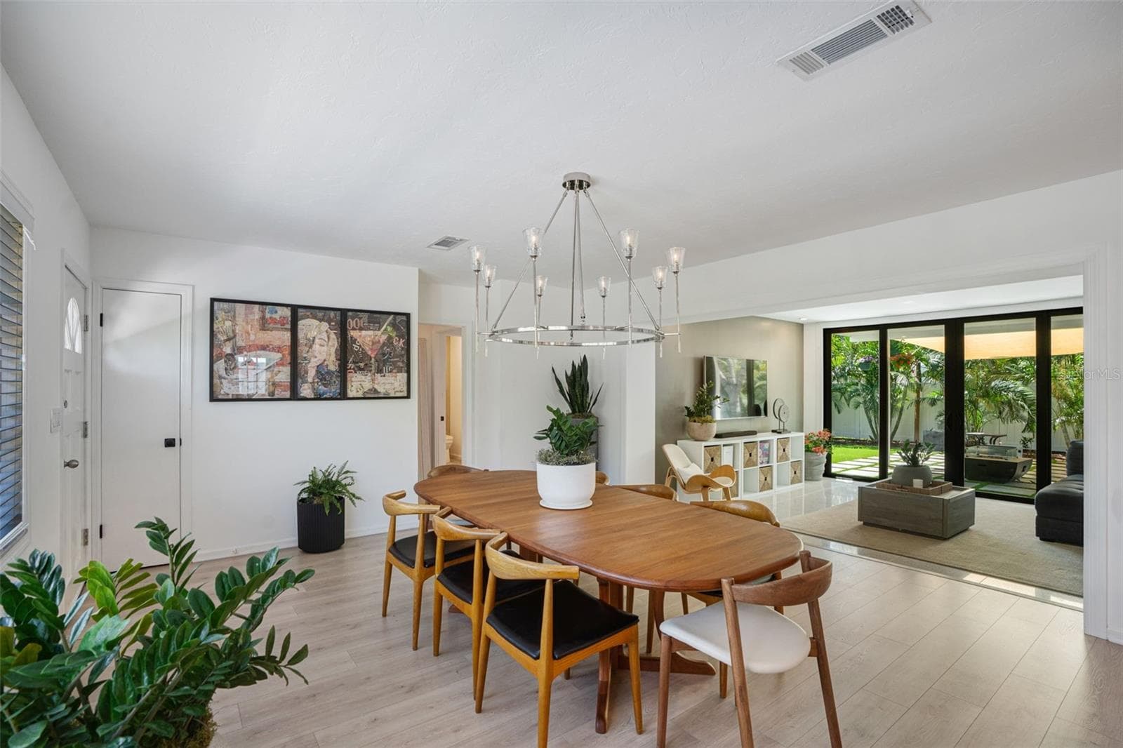 Single Family Residence at 2482 WISTERIA ST, SARASOTA, photo 10 of 40