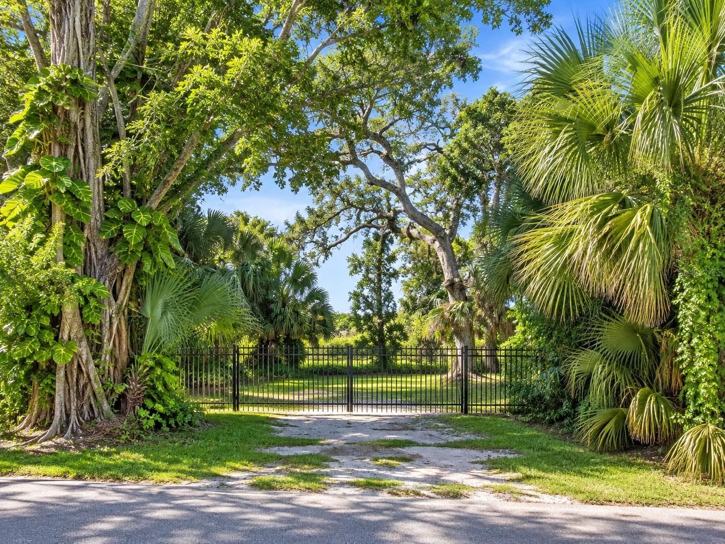LOT 12 MONTCLAIR DR