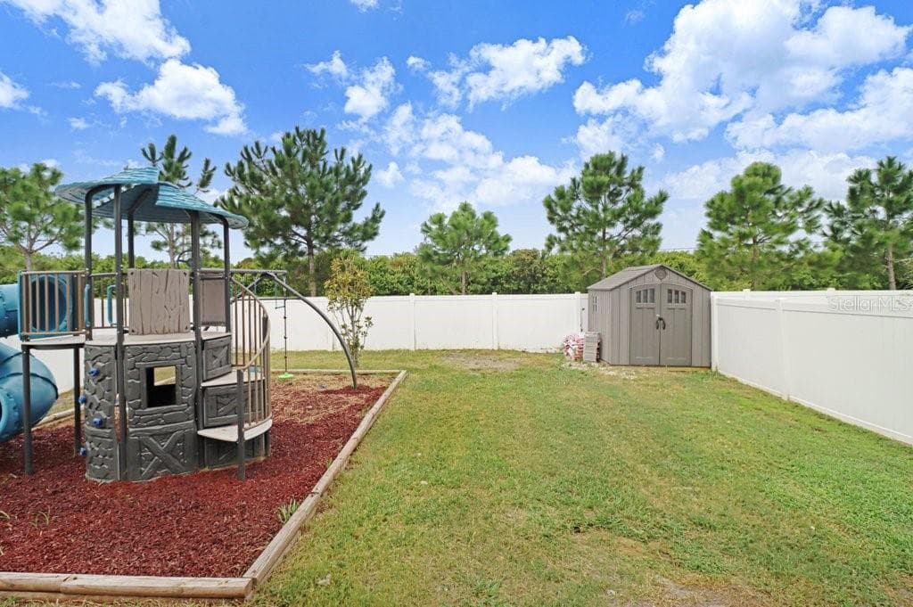 Single Family Residence at 10149 GEESE TRAIL CIR, SUN CITY CENTER, photo 39 of 49