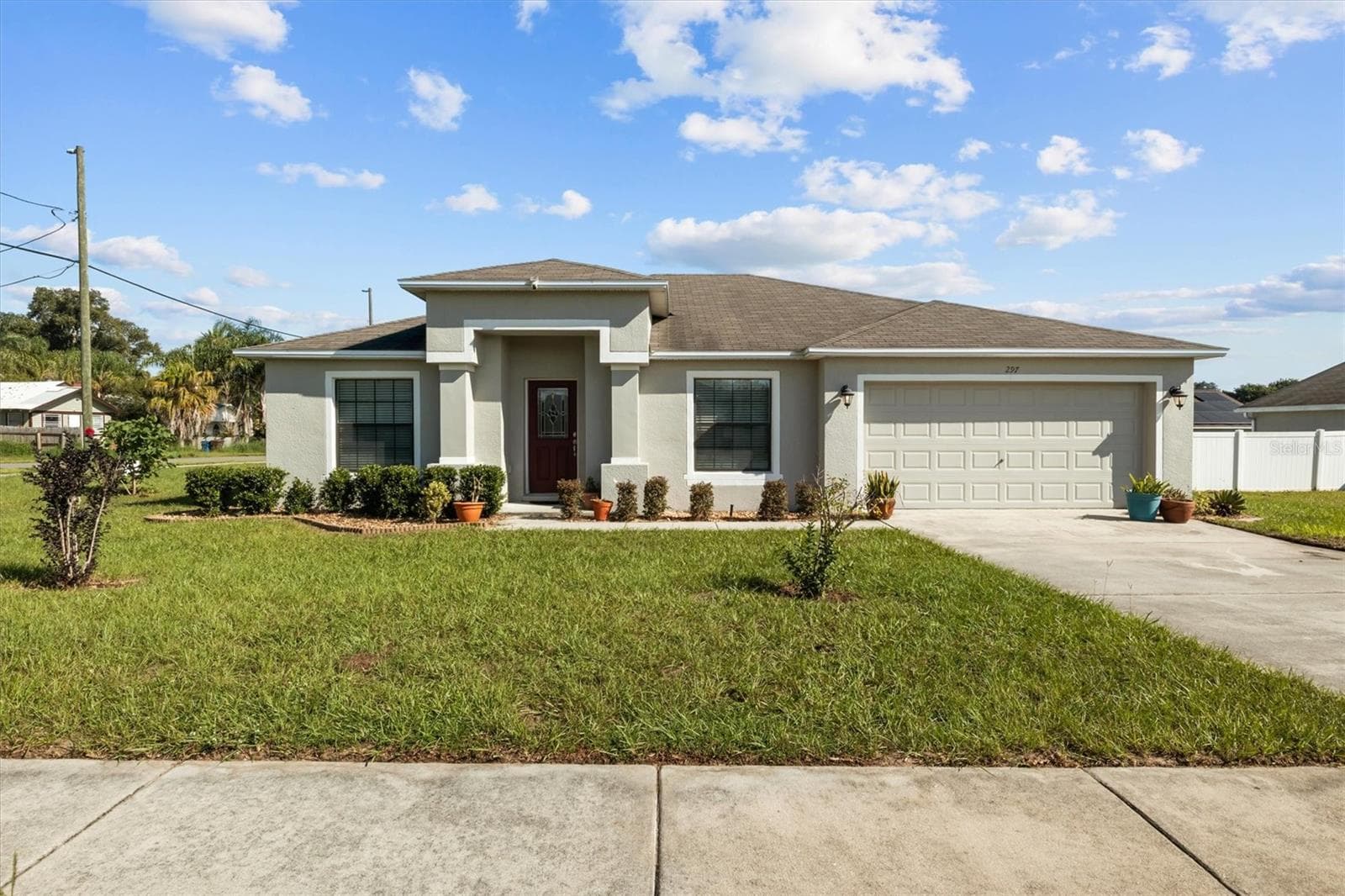 297 HIDDEN LAKE LN