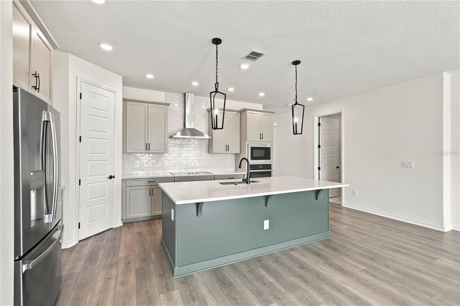 Kitchen - 5123 CHATTAHOOCHEE BND, ST CLOUD
