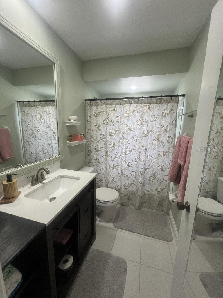 Single Family Residence at 7143 SUSSEX LN, ENGLEWOOD, photo 18 of 23