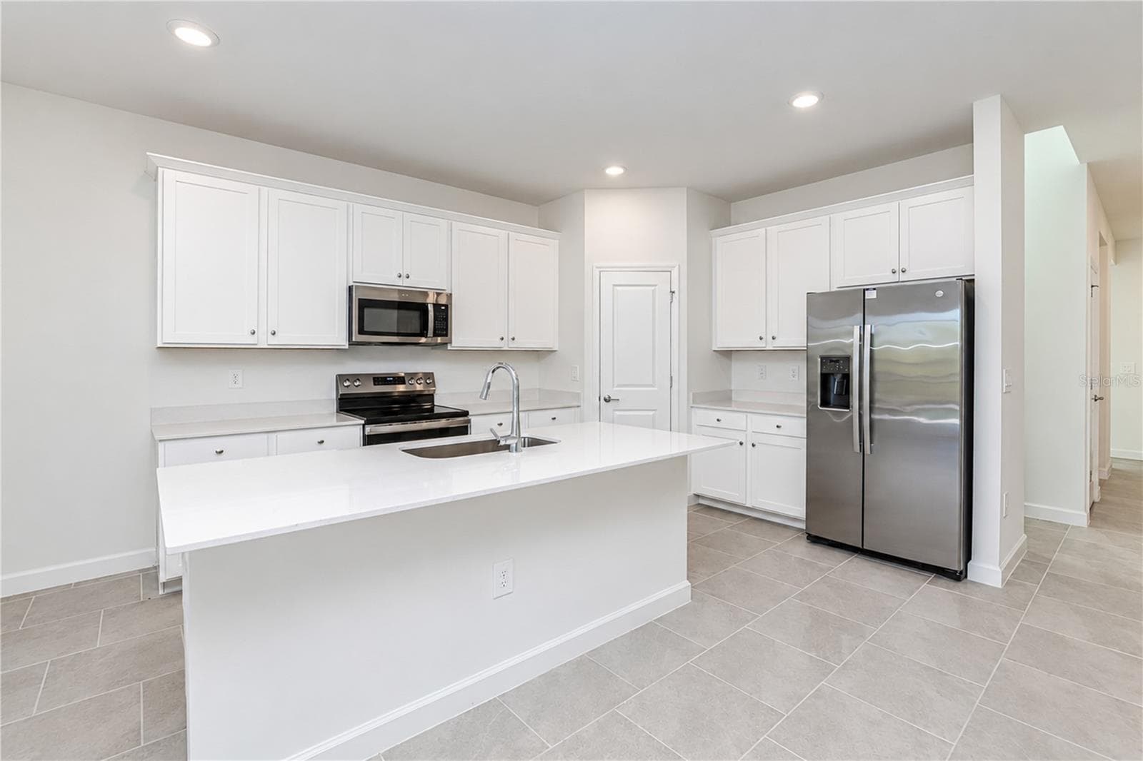 Single Family Residence at 26609 WILGROVE PL, PUNTA GORDA, photo 7 of 55