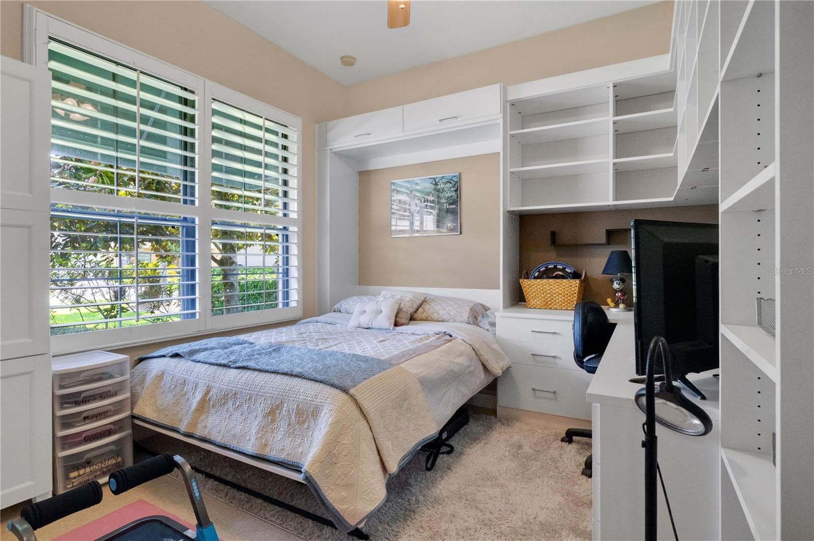 Single Family Residence at 169 INDIAN WELLS AVE, POINCIANA, photo 10 of 31