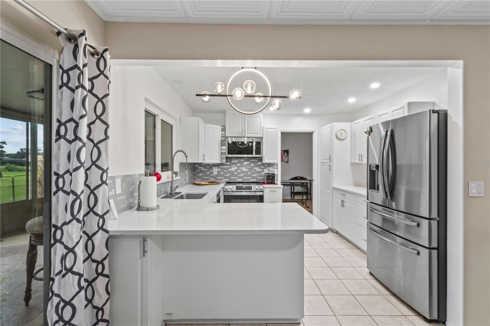 Single Family Residence at 3614 PEMBROOK DR, SARASOTA, photo 9 of 43