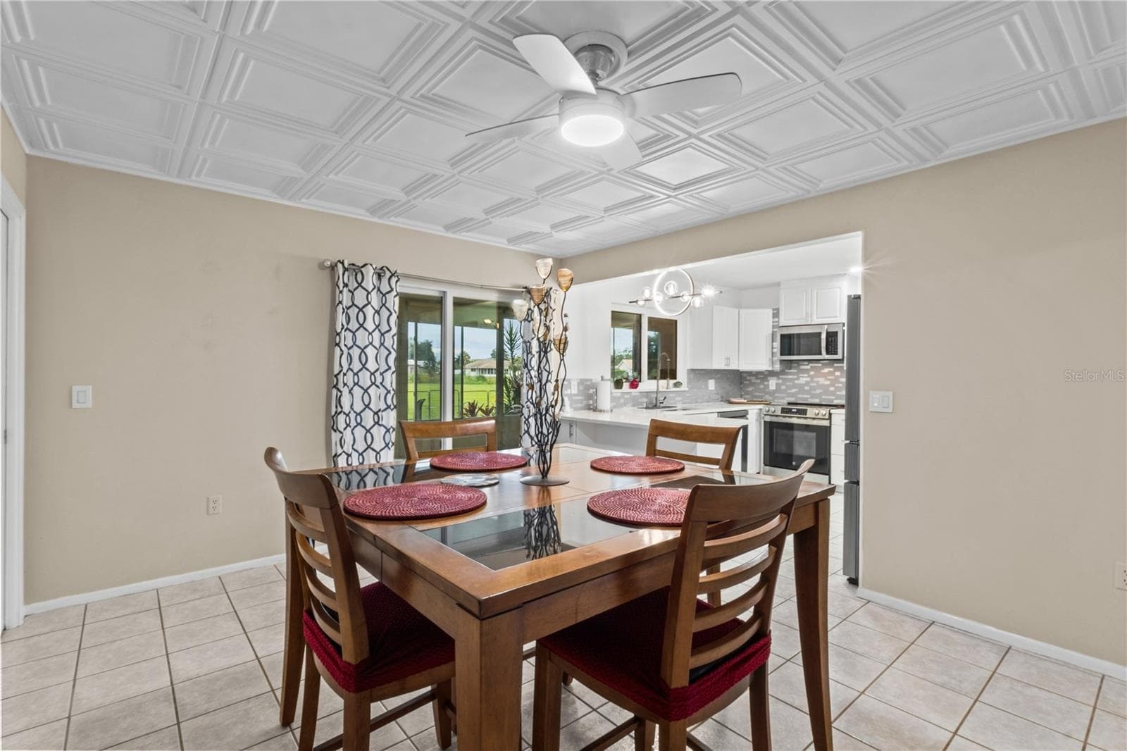 Single Family Residence at 3614 PEMBROOK DR, SARASOTA, photo 13 of 43